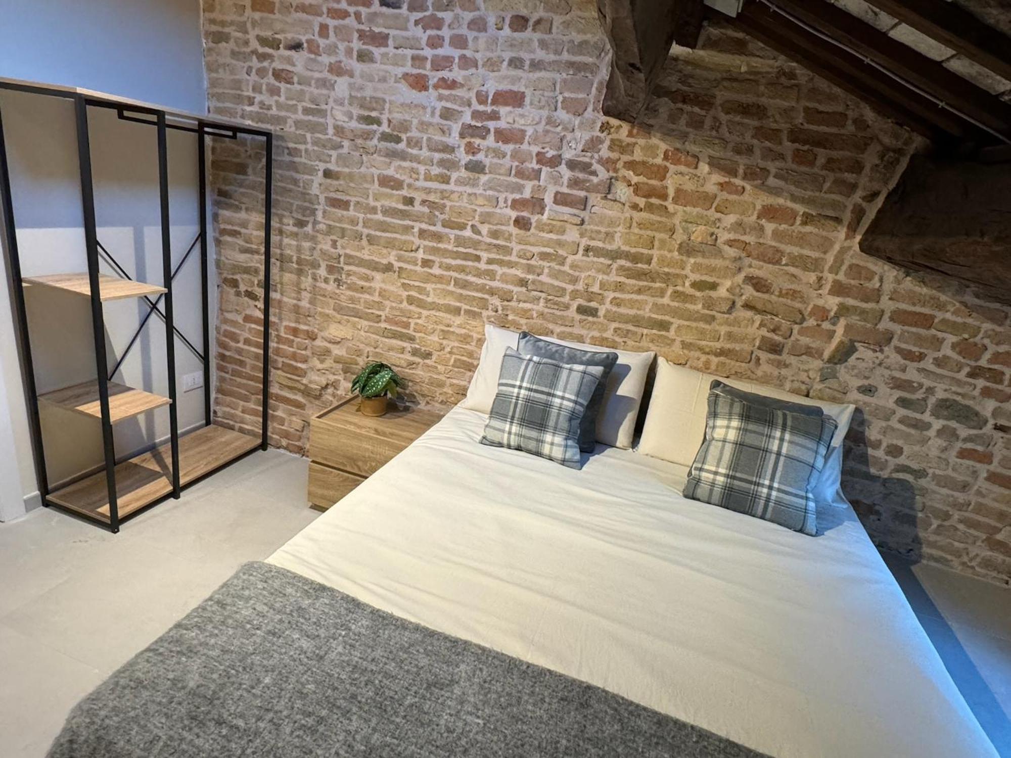 Noua Luxury Studio Apartments ラヴェンナ エクステリア 写真