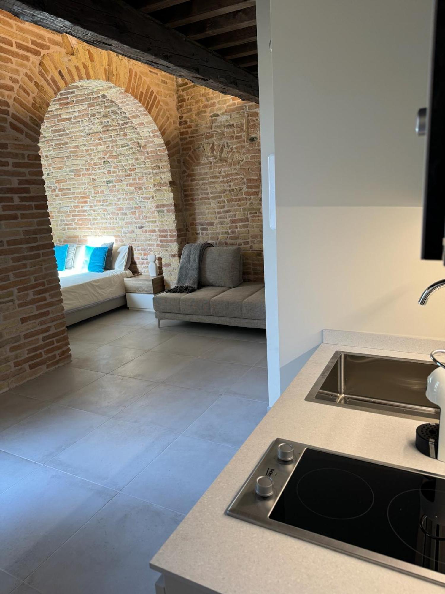 Noua Luxury Studio Apartments ラヴェンナ 部屋 写真