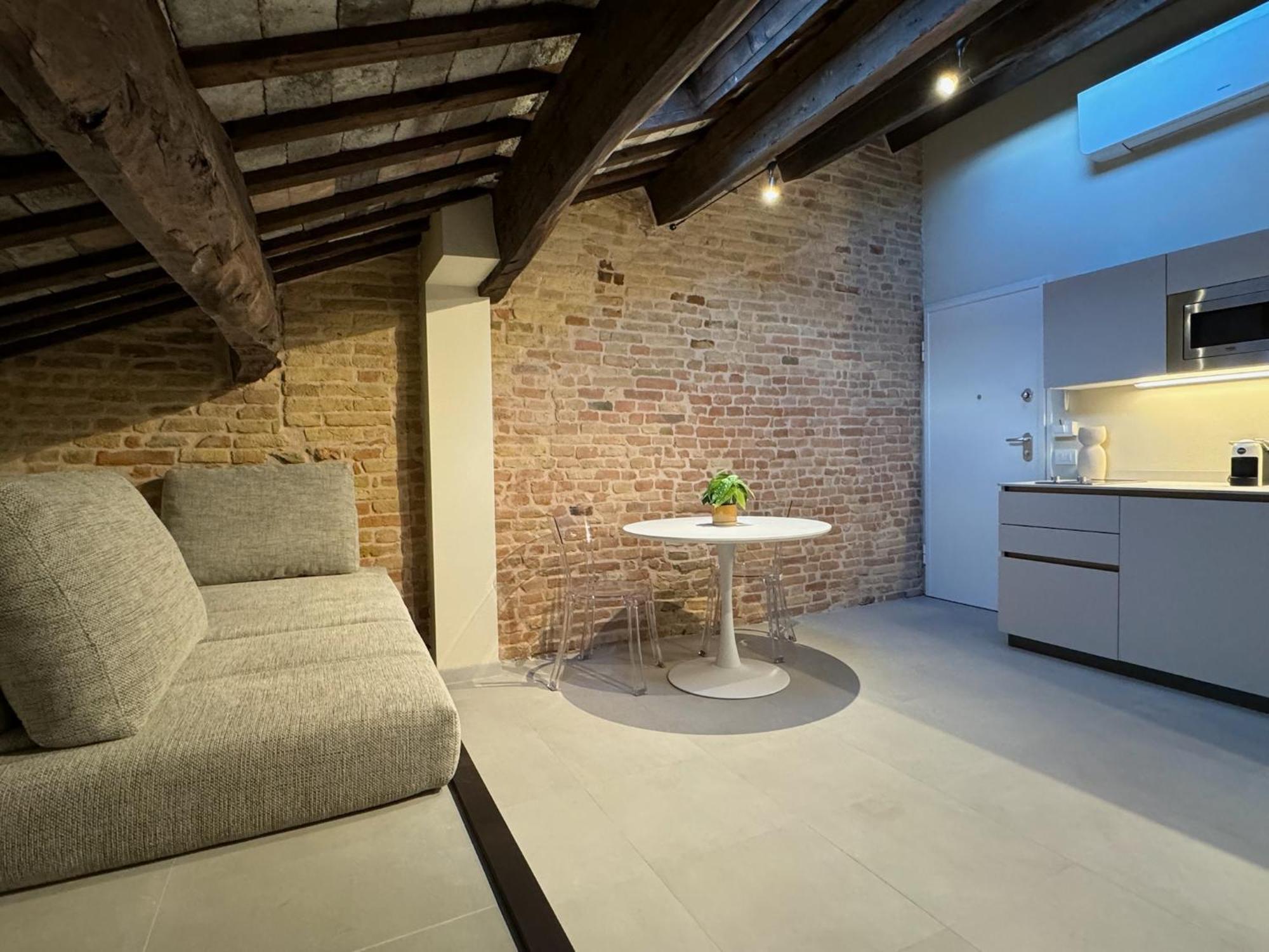 Noua Luxury Studio Apartments ラヴェンナ エクステリア 写真